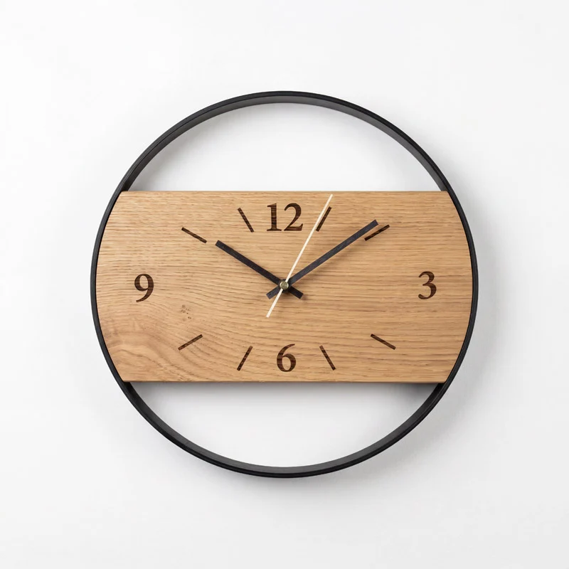 Wanduhr aus Eiche | Leises Quarzwerk | Schwarzer Stahlrahmen | Ø 30 / 40 / 50 cm
