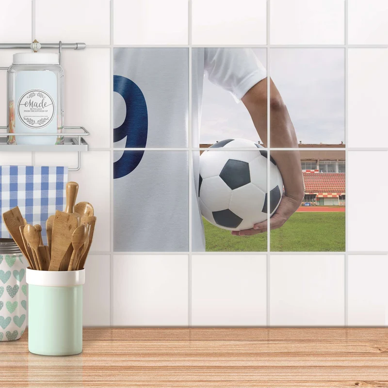 Fliesenaufkleber [hoch] für Küche & Bad - Design: Footballmania
