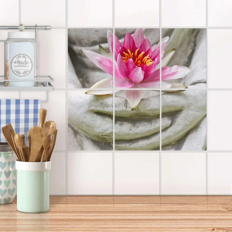 Fliesenaufkleber [hoch] für Küche & Bad - Design: Flower Buddha