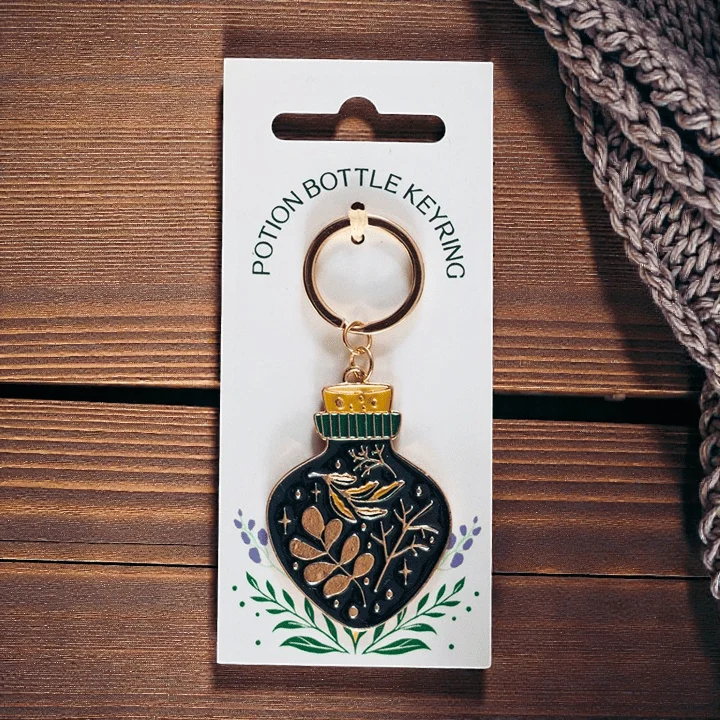 Green Witch Potion Bottle Schlüsselanhänger – Emaille Anhänger in Grün