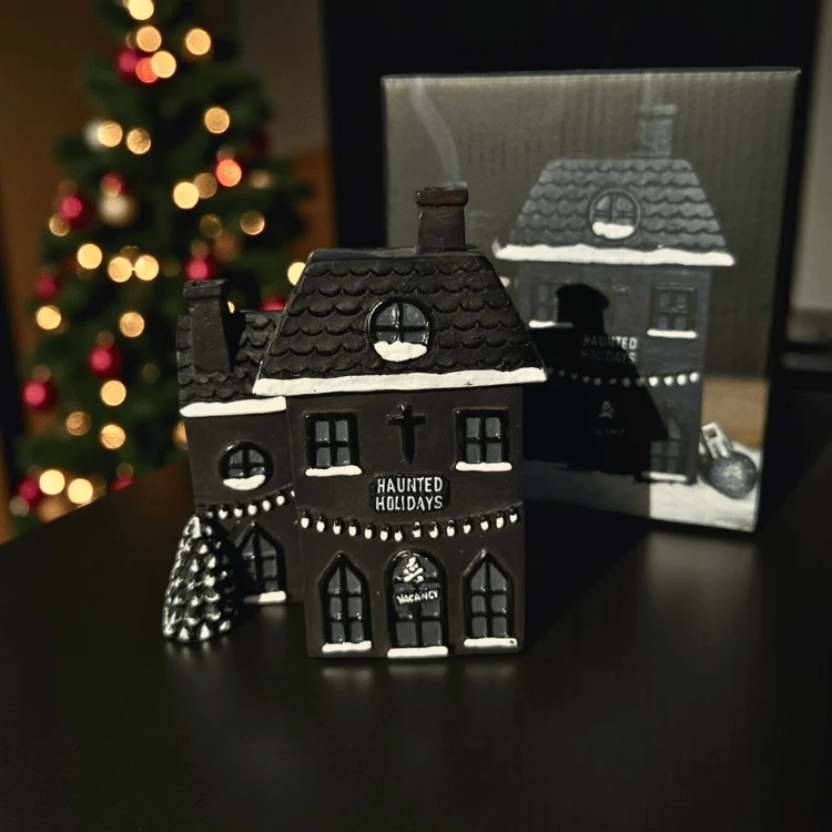 Festliches Spukhaus Räucherkegelhalter – Cozy Creepy