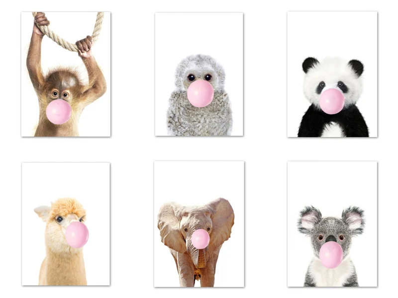 Poster Kinder Tiere mit rosa Kaugummi Panda Eule Alpaka Elefant Koala und Affe als Deko Print ohne Rahmen