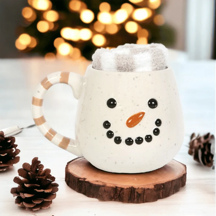 Schneemann Tasse & Kuschelsocken Set
