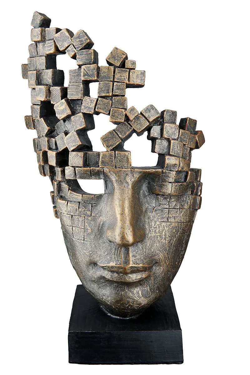 Moderne 'Male Mask' Skulptur mit Würfelgedanken – Kunstharz Skulptur auf Basis
